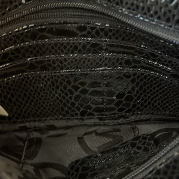 Black Micheal Kors Patent Animal Print Clutch Strap Bag - Picture 8 of 13